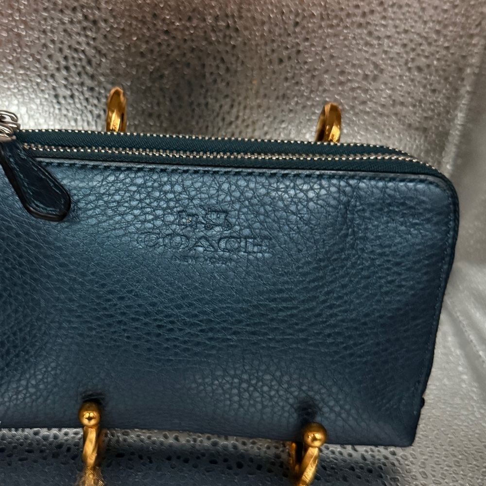 EUC Beautiful Coach Blueish Leather Wristlet
